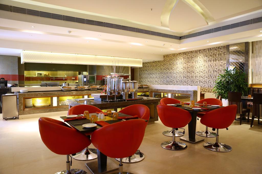 The Landmark Towers Kanpur Exterior foto